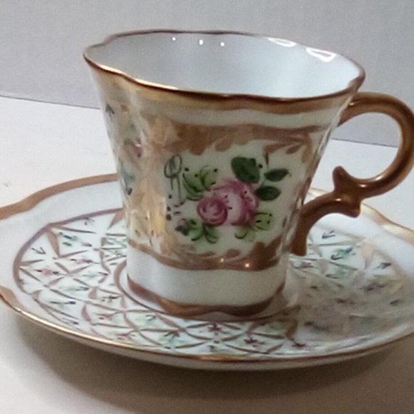 Limoges Peint Main Hand Painted Cup and Saucer - Picture 3 of 10